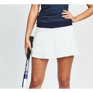 Tasc Rhythm Skirt 14” White Ace Dot Skort Bamboo Organic Cotton Size Large NWT